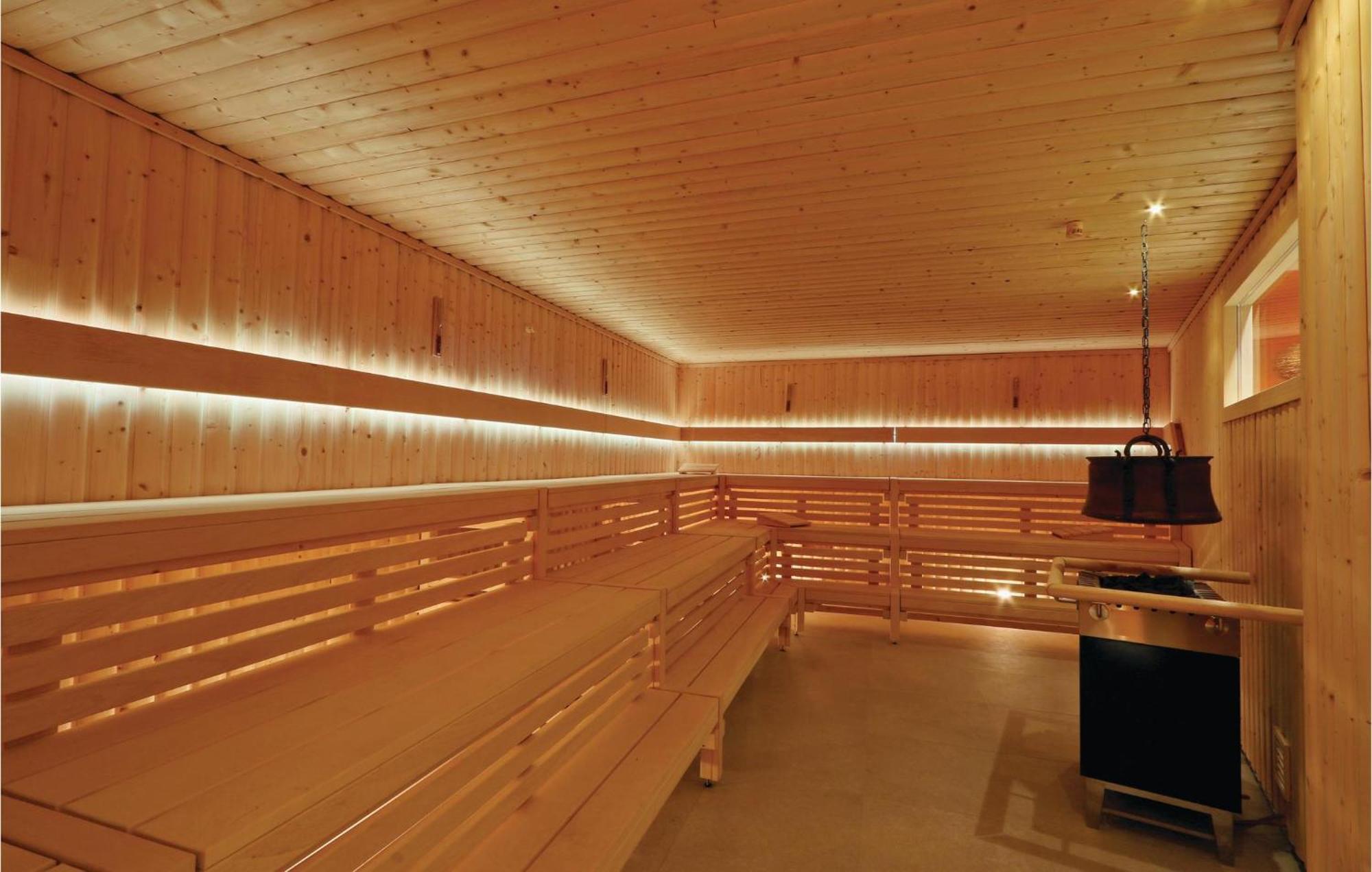 Amazing Apartment In Luebeck Travemuende With Sauna Exterior photo